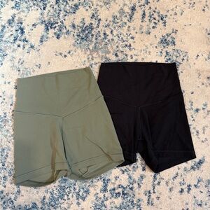 Women's High-Waisted Shorts - Black and Olive